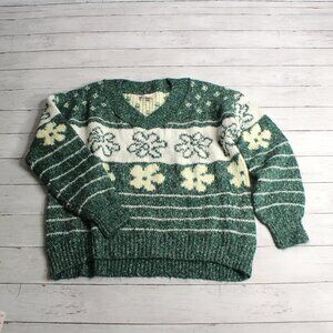 So Women's Sweater Size M Green Flowers Long Sleeve Winter Chunky Knit
